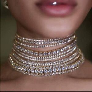 Elegant Gold Choker Necklace N1034